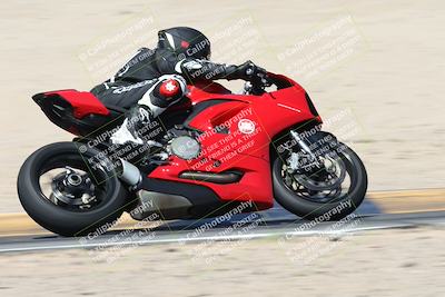 media/Apr-17-2025-Racers Edge (Thu) [[0a0c127f11]]/A Group/1-Session 1 (Turn 10 Entry)/